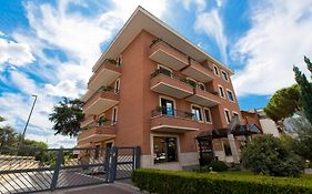 Smooth Hotel Rome West