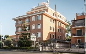 Smooth Hotel Rome West